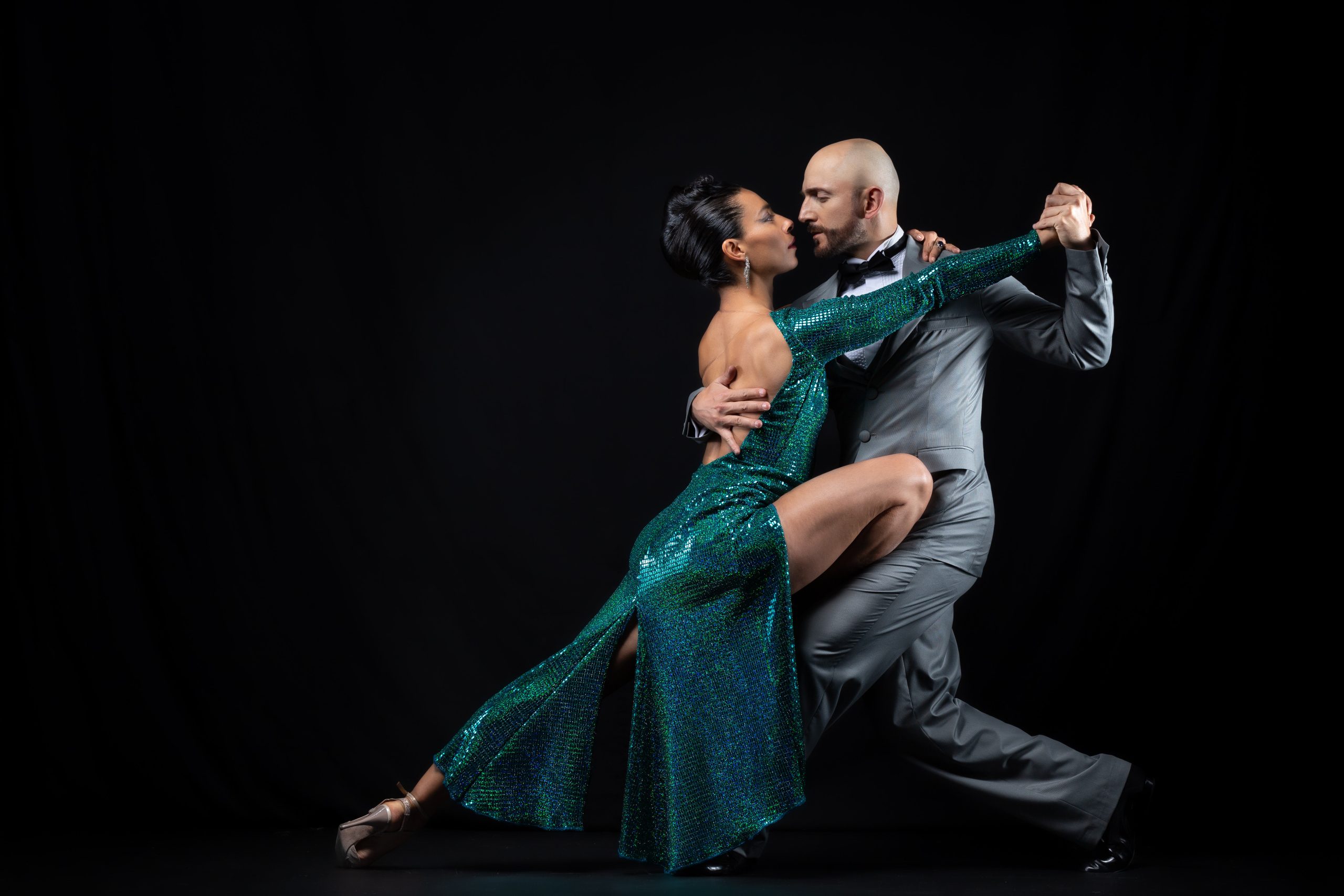 Taller 4 - TANGO - Volcadas con enganches (di sarli - pugliese)