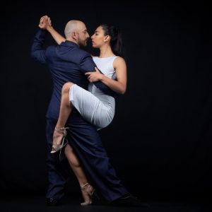 Taller 1 - TANGO -  Boleos con impulso a favor y en contra del movimiento ( D´arienzo - Tanturi)